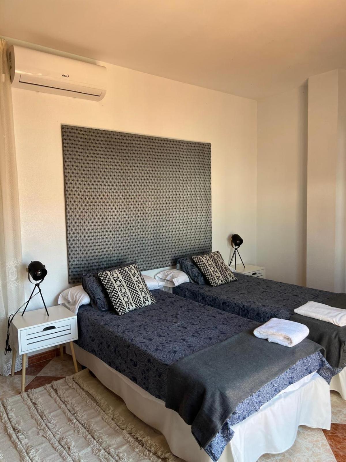 Casa Grande En Cordoba, Pueblo De La Victoria , 6 Dormitorios 外观 照片